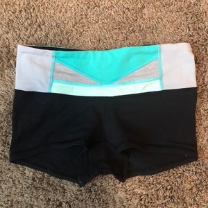 Lululemon Spandex shorts